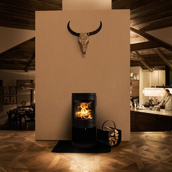 Morso 8643 Wood-Burning Stove - Freestanding Lifestyle Image in rustic setting