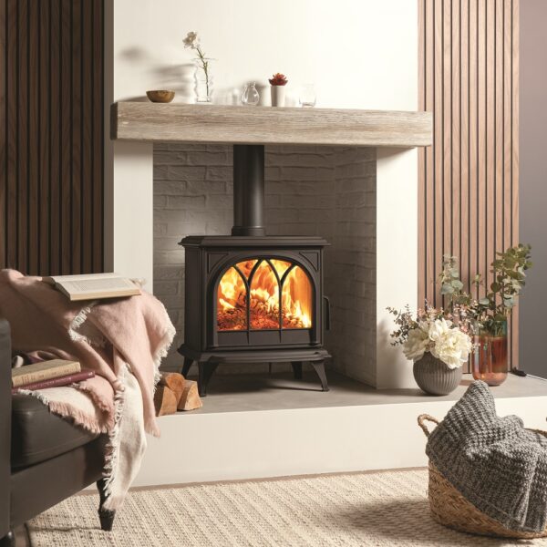Stovax Huntingdon 30 Wood with Tracery Door Lifestyle Image