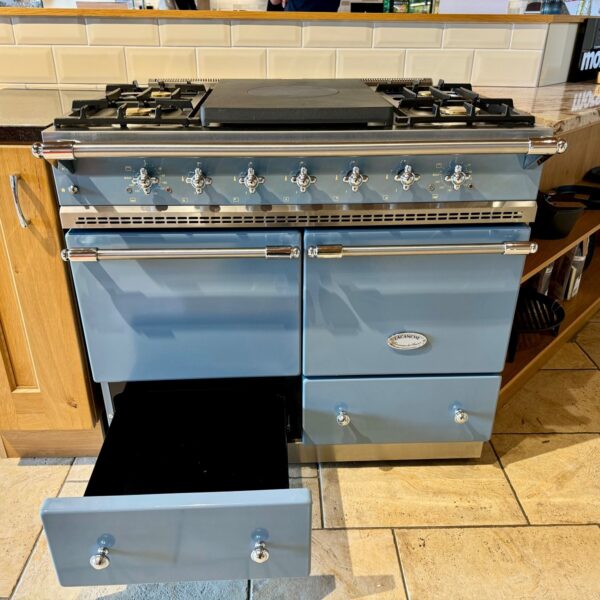 Lacanche Classic Cluny in Prussian Blue with Chrome Trim - Dual Fuel Range Cooker - Warming / Storage Drawer Open