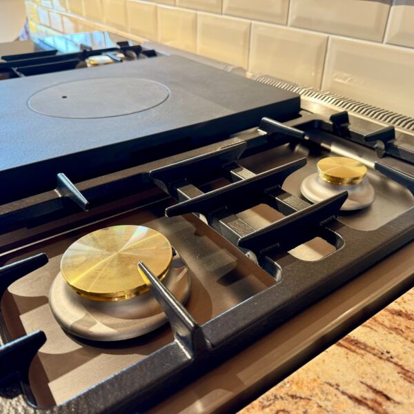 Lacanche Classic Cluny in Prussian Blue with Chrome Trim - Dual Fuel Range Cooker - Close Up on Hob Detail