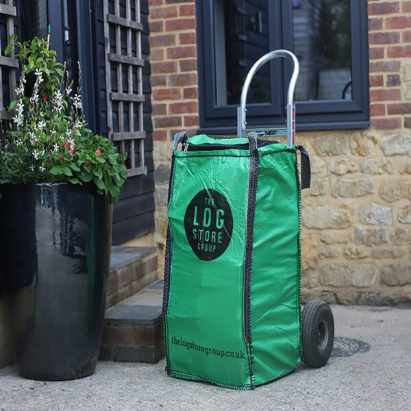 Kiln Dried Logs- EasyStore Bag. Sustainably Sourced 8" Hardwood Logs from the Log Store Group in a EasyStore bag.