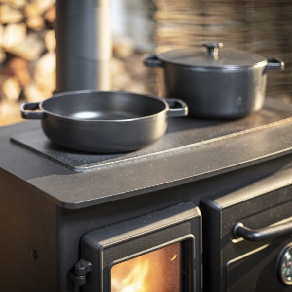 Charnwood Haven 05 Wood-Burning Cook Stove - Hot Plate Details