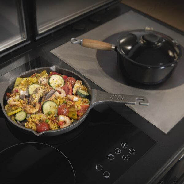 Esse 1000 X PRO - Electric Range Cooker - Cast and Induction Hob Detail