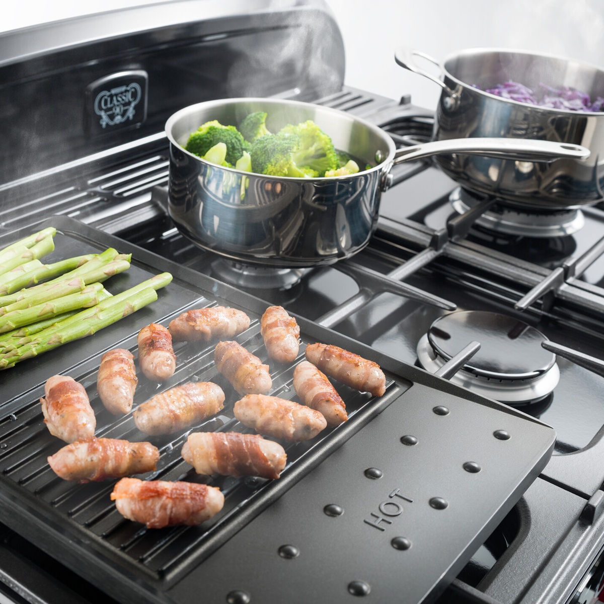 RangemasterClassic90-AllGas-Cranberry-HobDetail Rangemaster Classic 90 All Gas Range Cooker in Cranberry with Chrome Trim - Hob Detail